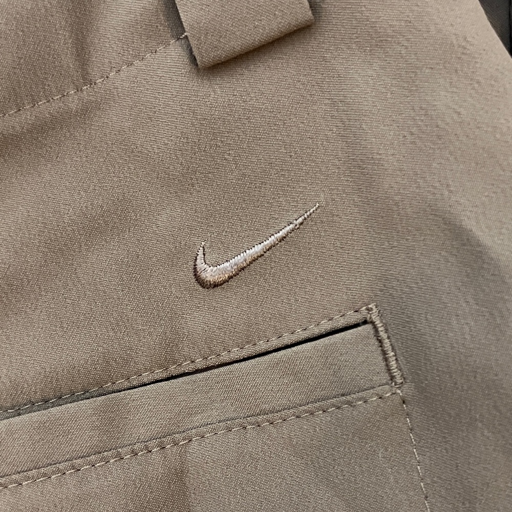 Nike Golf women’s shorts - Picture 6 of 11